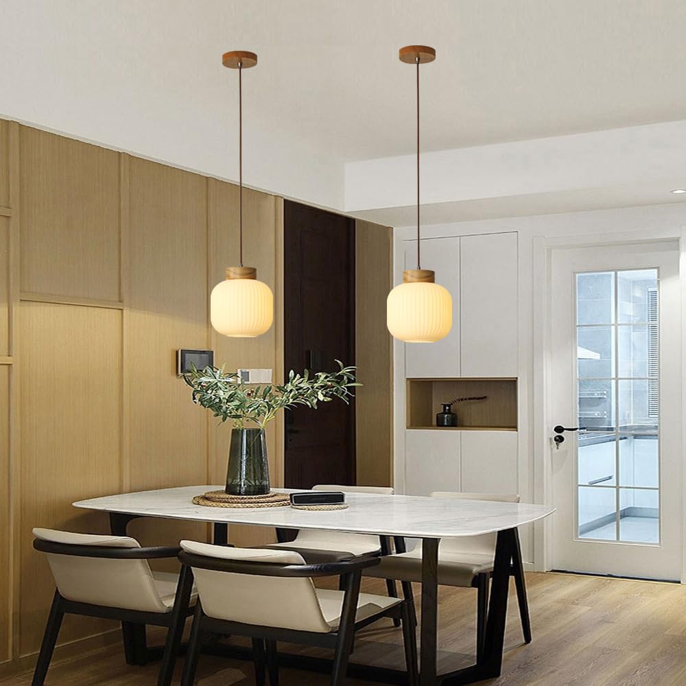 Lampada a sospensione cilindrica bianca da 7,8 pollici, paralume in vetro a strisce con lampada a decorata in legno, lampadario a soffitto in stile fattoria