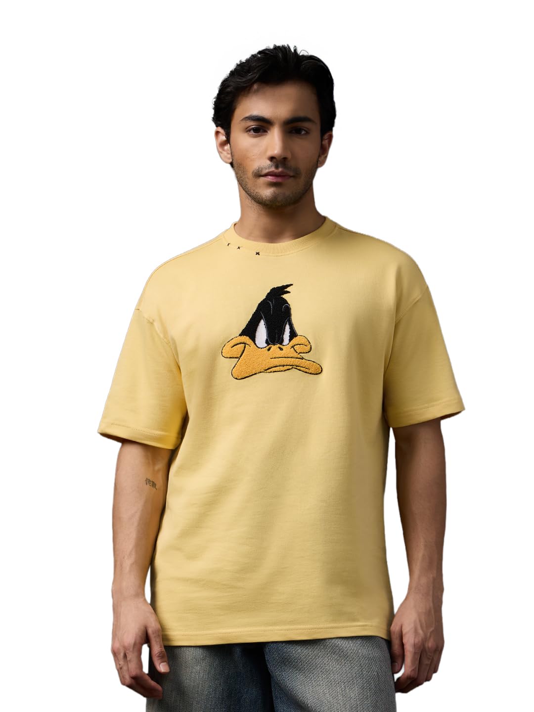 the souled store Looney Tunes: Angry Daffy Men and Boys Short Sleeves Round Neck Yellow Embroidered Cartoon Casual Lightweight Drop Shoulder Streetwear Trendy Oversized T-Shirt-picture-33