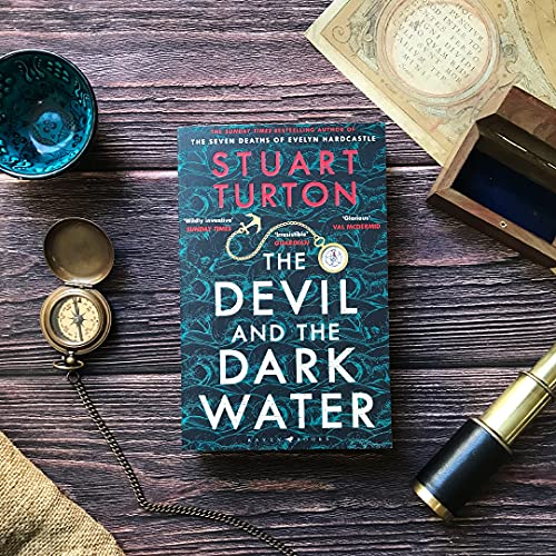 Image of The Devil and the Dark Water: from the bestselling author of The Seven Deaths of Evelyn Hardcastle and The Last Murder at the End of the World (High /Low)