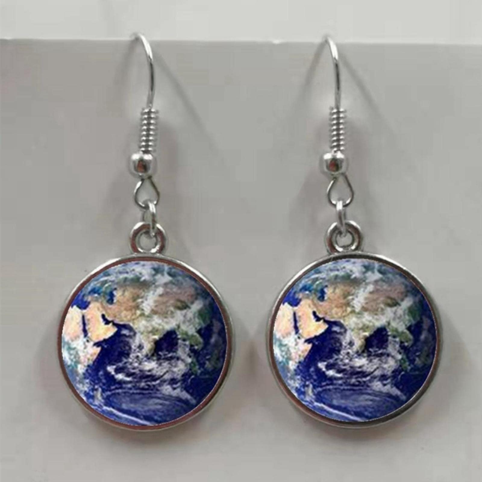 MOOCO MORNINGFashion new ladies world map glass globe jewelry men and women earth earrings