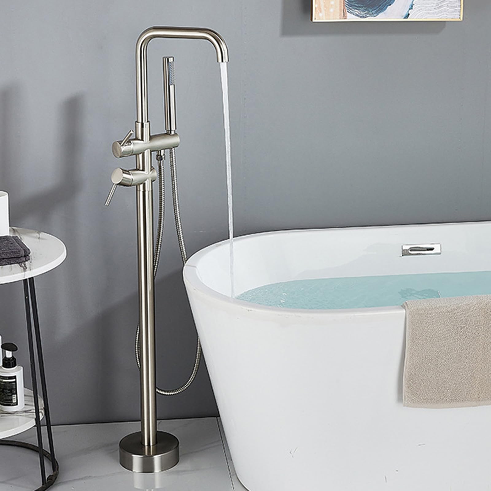 Mitigeur de douche et bain pour baignoire autoportante avec robinet à 360 degrés
