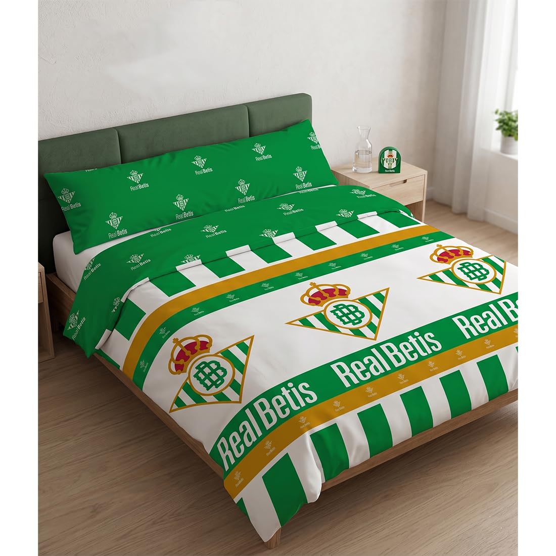 Juego de Cama de 3 Piezas: sábana Bajera, sábana y Funda de Almohada. 50% algodòn, de la colección Football Club, es el Regalo para los Aficionados al fútbol (Real Betis, 105 CM)