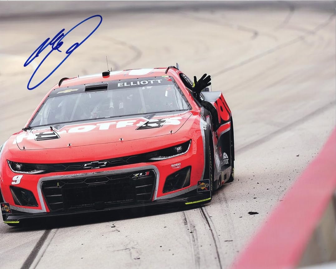 Trackside Autographs 2024 Chase Elliott #9 Hooters Racing Texas Win Signed 8x10 Inch Picture NASCAR Photo with COA  
Tra