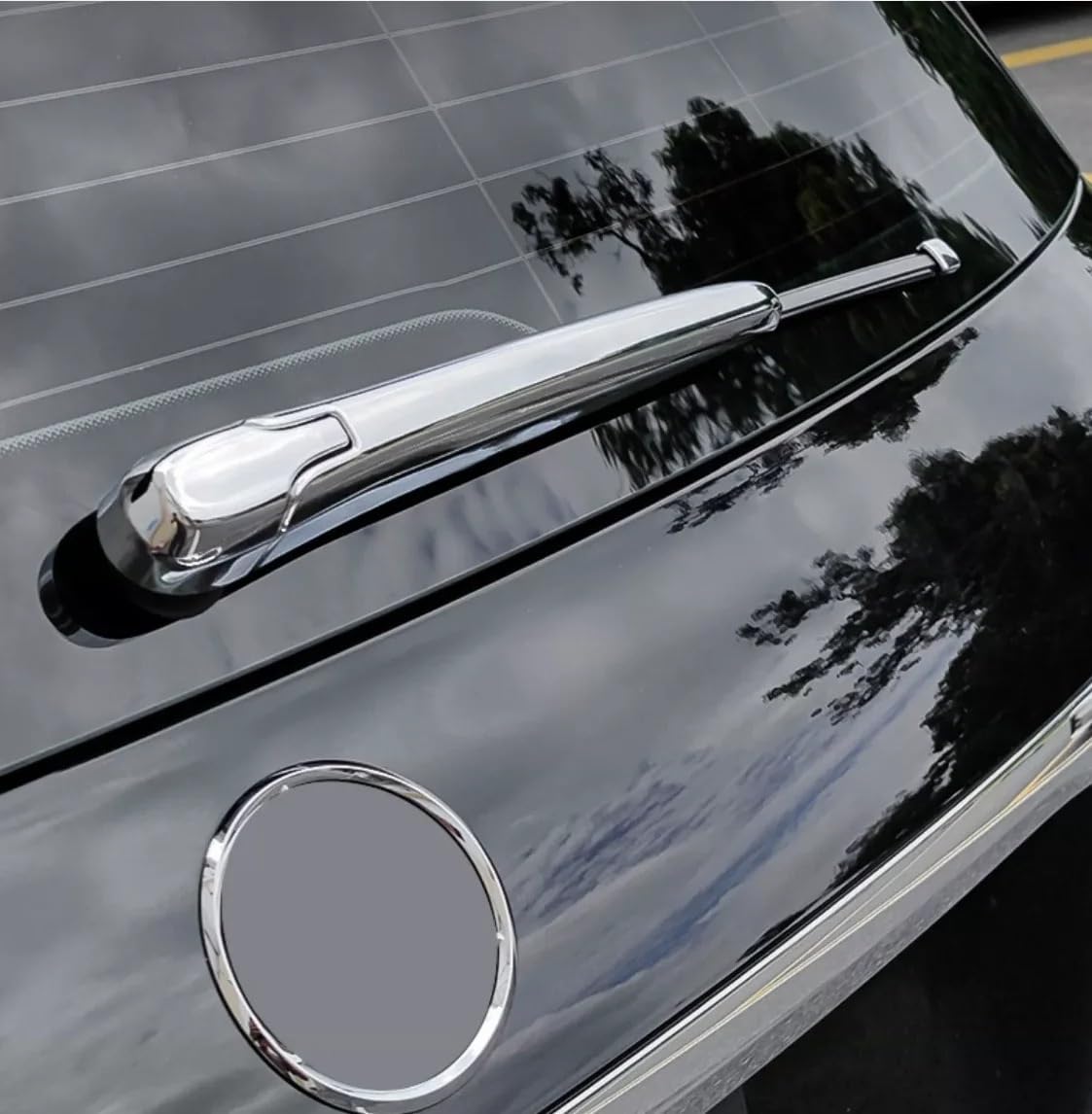 Suitable for Mercedes-Benz GLB 2021 rear wiper decoration strip ABS Auto Parts silvery carbon fibre 3 piece set(Carbon fibre)