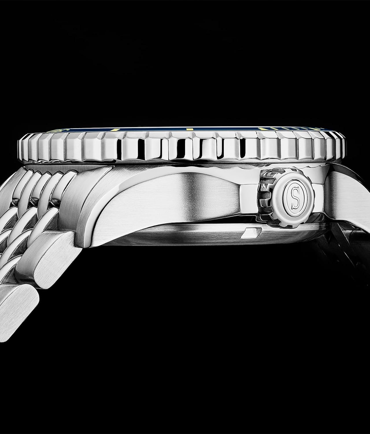 Stuhrling Original Swiss Automatic Depthmaster Radiance Diver Watch Stainless Steel Case with Rotating Unidirectional Bezel and Stainless Steel Beaded Metal Bracelet Water Resistance up to 200 Meters
