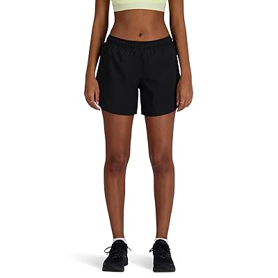 New Balance Sport Essentials Short 5 Women