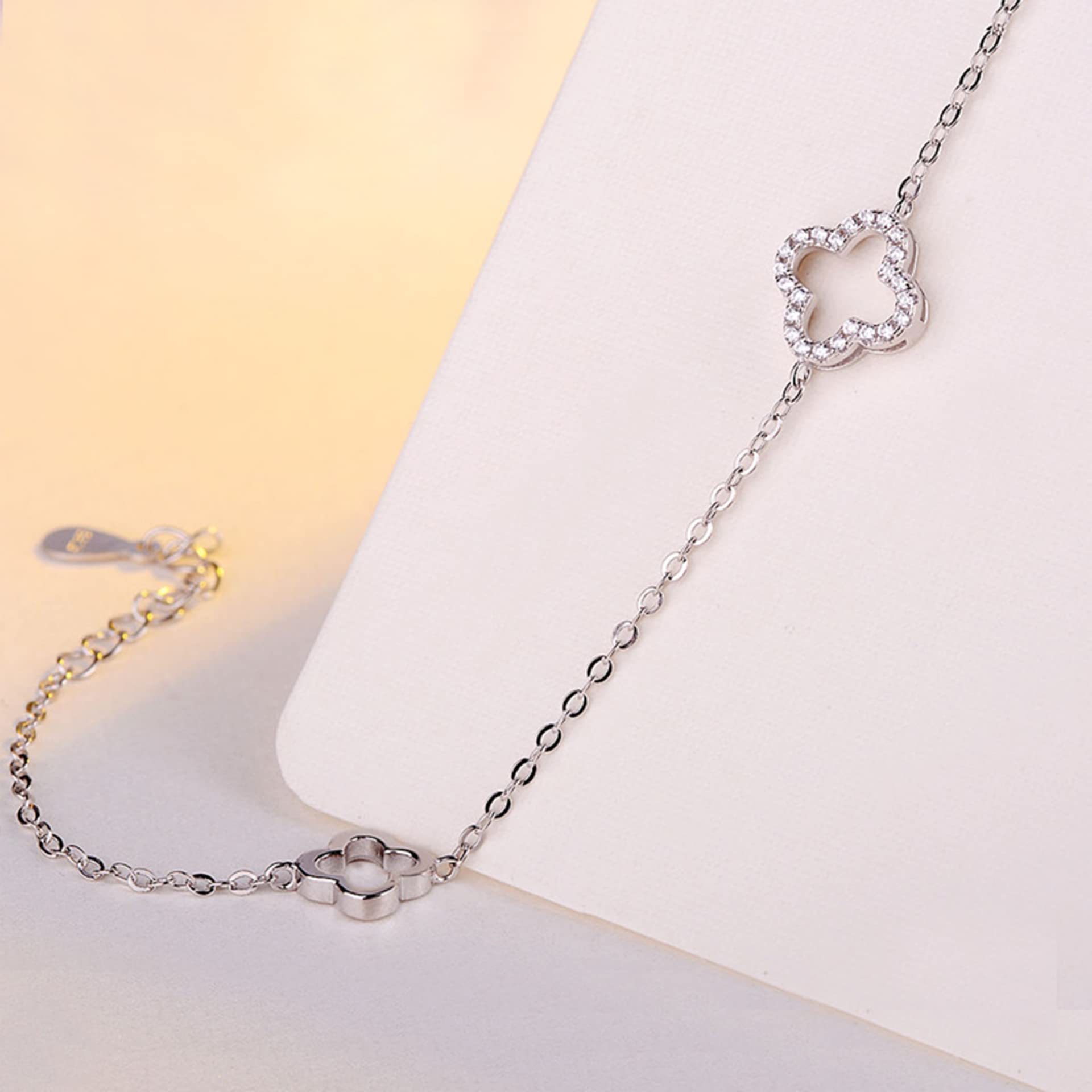 Frauen Mädchen Armband 925, einfache, Aber Elegante, glückliche Vier-Blatt-Klee-Armreifen, einstellbare Handverbindung, Kettenerweiterung