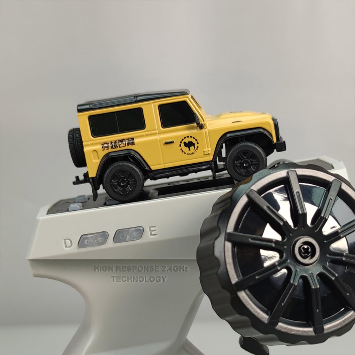 R01 1/64 samochód RC, mini pojazd wspinaczkowy 2,4 G, model RC samochód wspinaczkowy, RC Off-Road, RC Crawler Car RC Buggy, prezent urodzinowy dla dorosłych -RTR