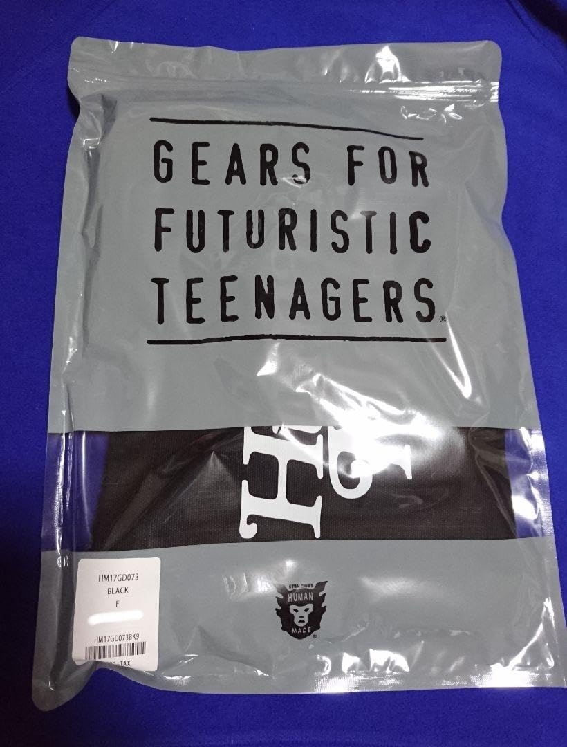 Humanmade GirlsDon'tCryメッセンジャーバッグ