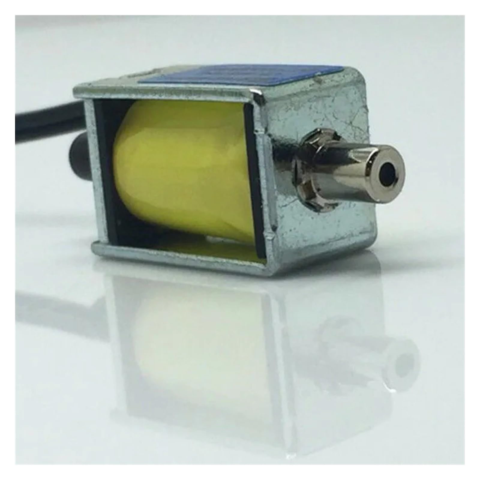 DC 5V 6V Solenoid Small Air Valve N/C Normally Closed Type Gas Flow Control