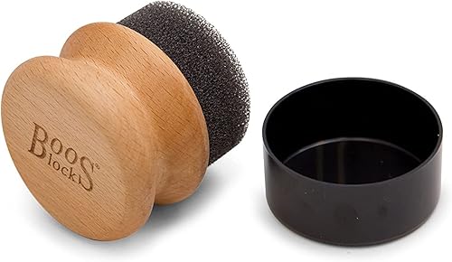 Miniatura 2 de John Boos Juego de 2 tablas de cortar para charcutería con botella de aceite misteriosa segura para alimentos de 16 onzas y aplicador, esenciales de