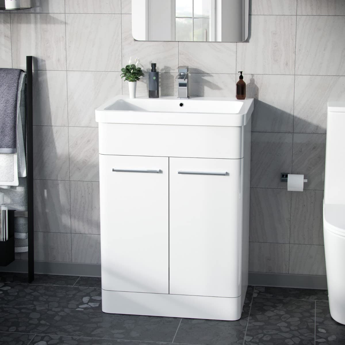 Nes Home White Afern 600Mm Freestanding Vanity Unit Cabinet And Wash Basin