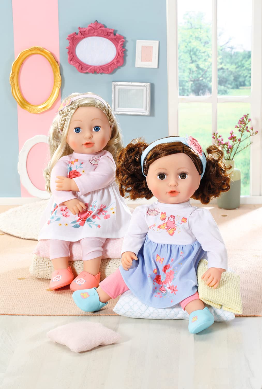 Zapf Creation 709948 Baby Annabell Sophia 43cm- weiche Stoffpuppe mit Langen blonden Haaren, rosa Puppenkleidung bestehend aus Kleid, Leggings, Schuhen, Haarband und Bürste.