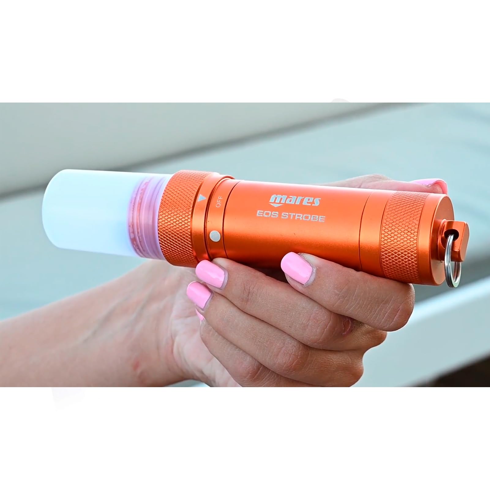 Mares Lampe Torche LED Rechargeable en aluminium