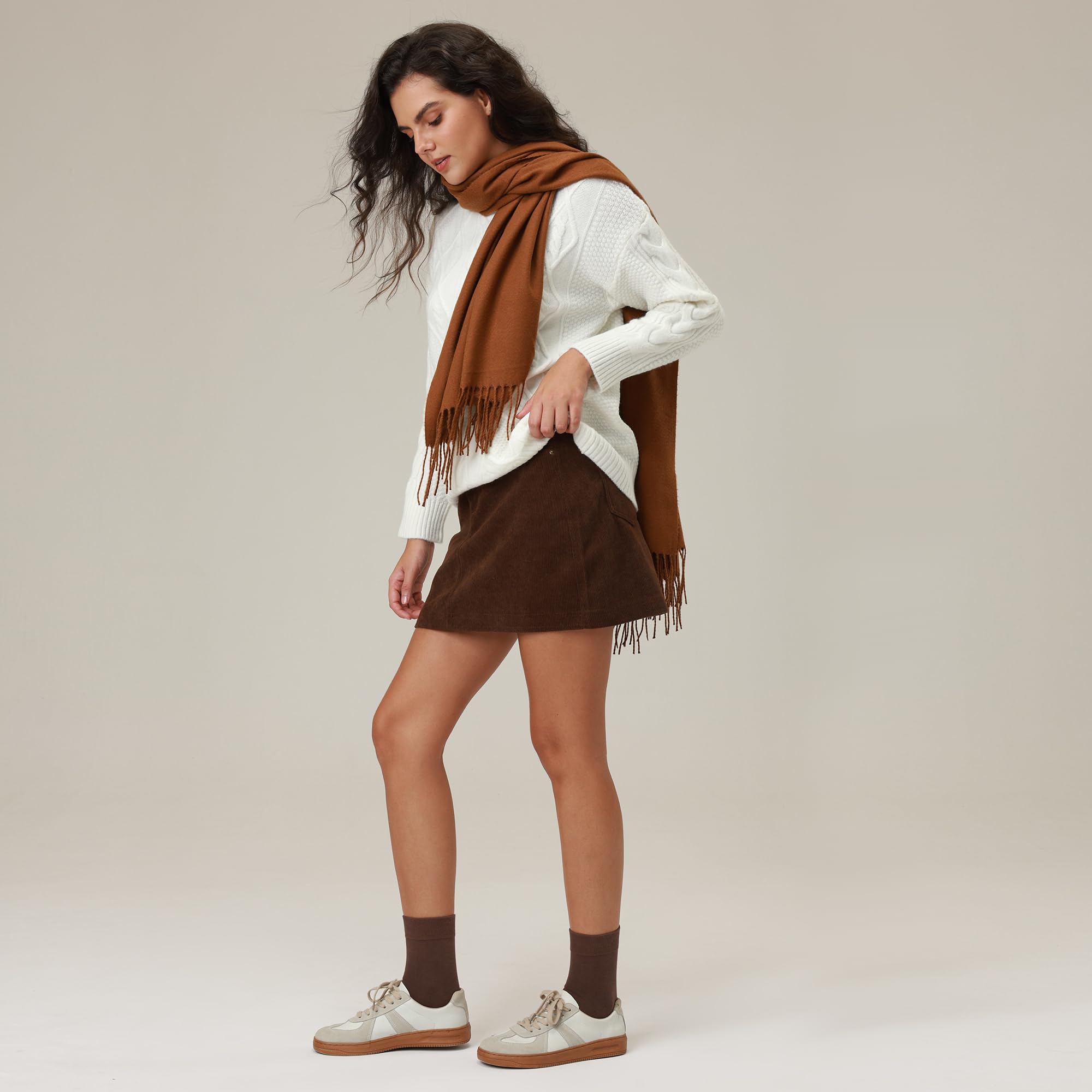 CLOSEMATE 5 Paia Calzini Donna Autunno Inverno Bianchi Morbidi Caldi in Cotone Spesso Calze di Spugna Felpato Casual Moda Comfortevole per Tempo Freddo 35-38 39-42