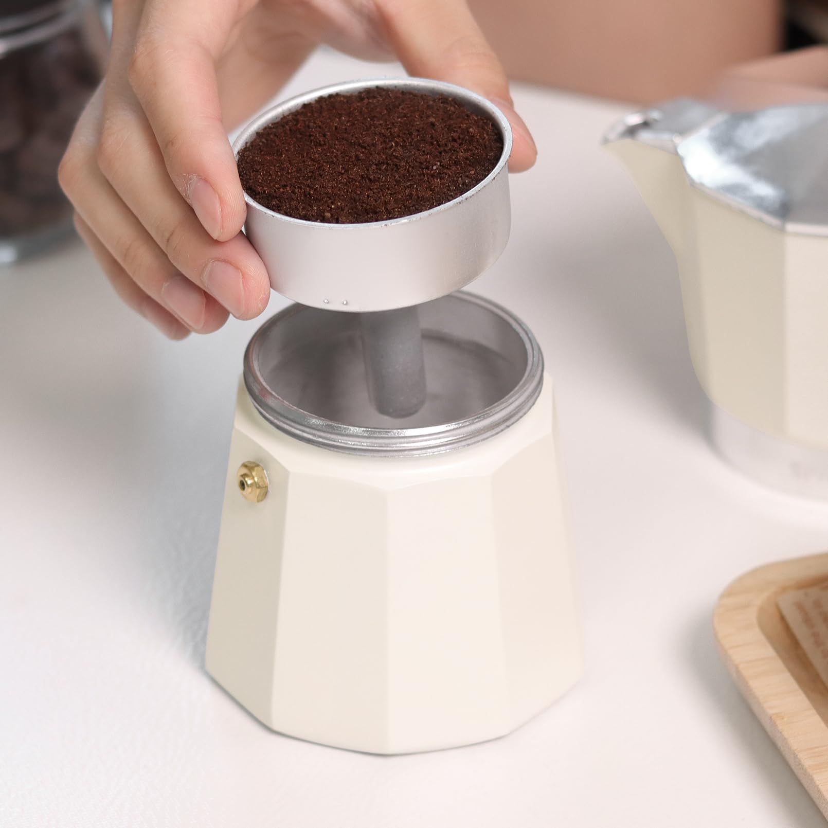Sivaphe Moka in alluminio, 6 tazzine da espresso, caffettiera e caffettiera, portatile, per cucina italiana e cubana, per casa e campeggio, colore: bianco