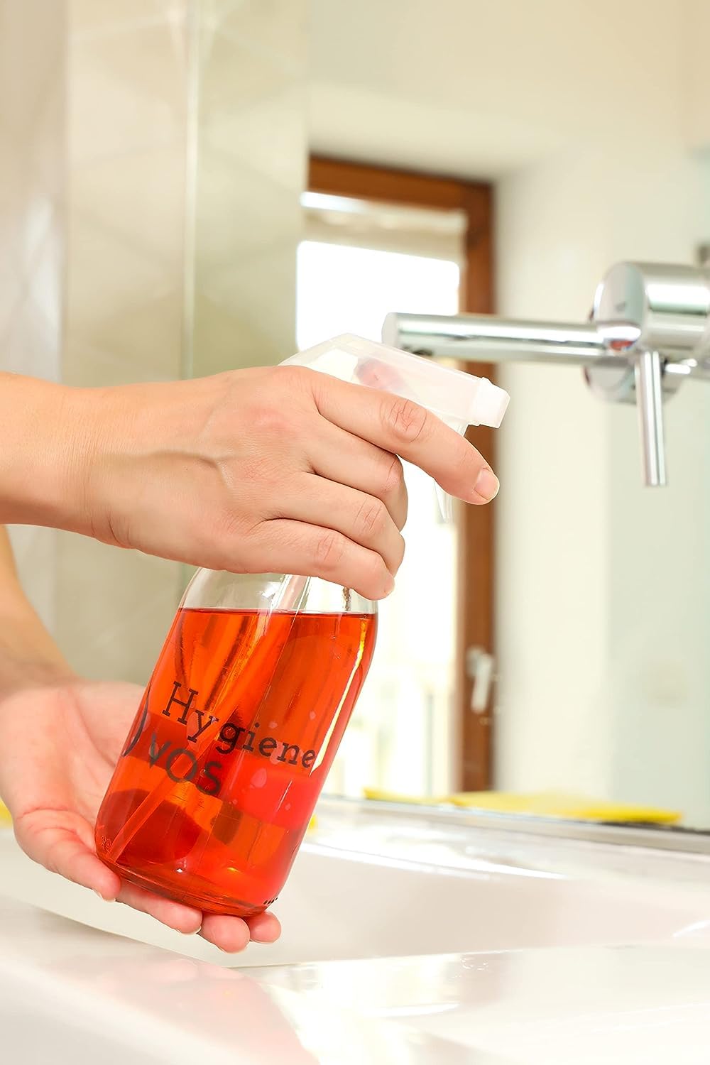 Hygiene Vos Sanitärreiniger 5 Liter. Entfernt Kalk von Armaturen, Fliesen, Duschabtrennungen sowie Urinstein und Wasserstein. Geeignet für Hochdruckreiniger (Packung mit 2)