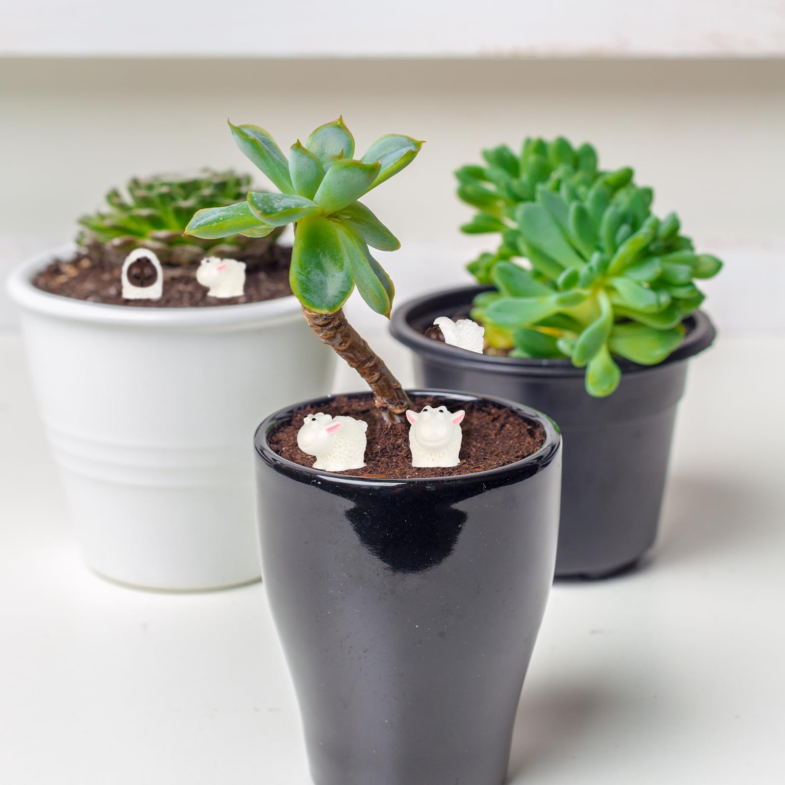 Hariendny 30 figuras de oveja en miniatura, mini ovejas, decoración de paisaje, figuras de oveja de resina, mini animales de goma, decoración del hogar, animales para jardín, accesorios de adorno