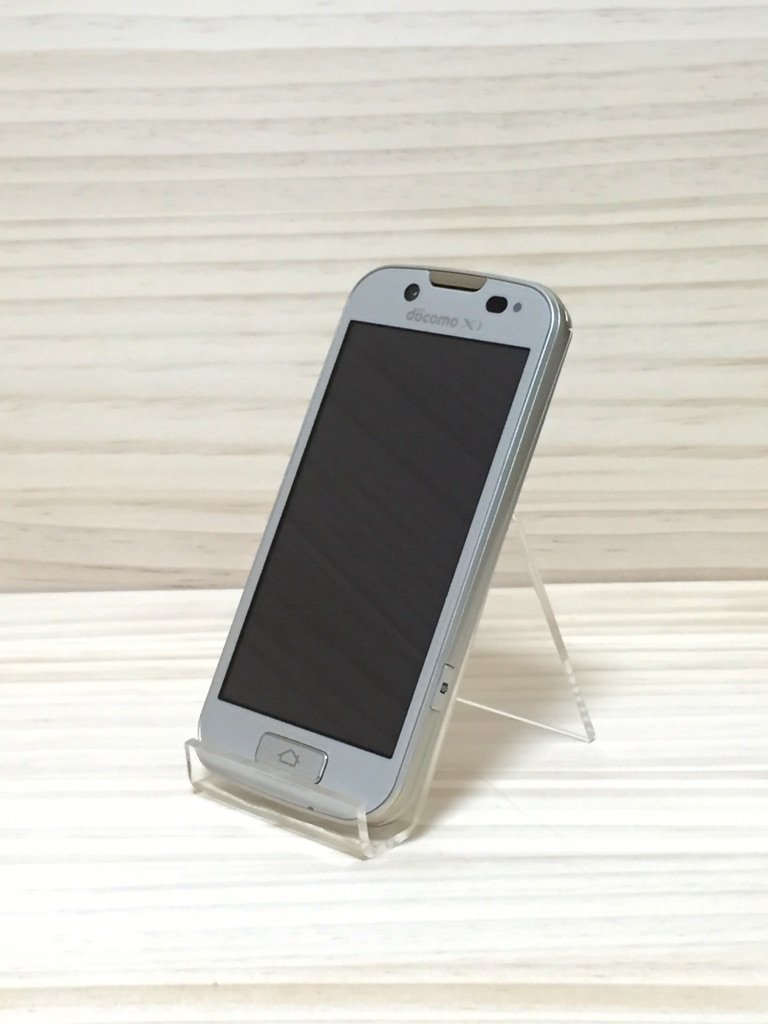 docomo F-08E ホワイト