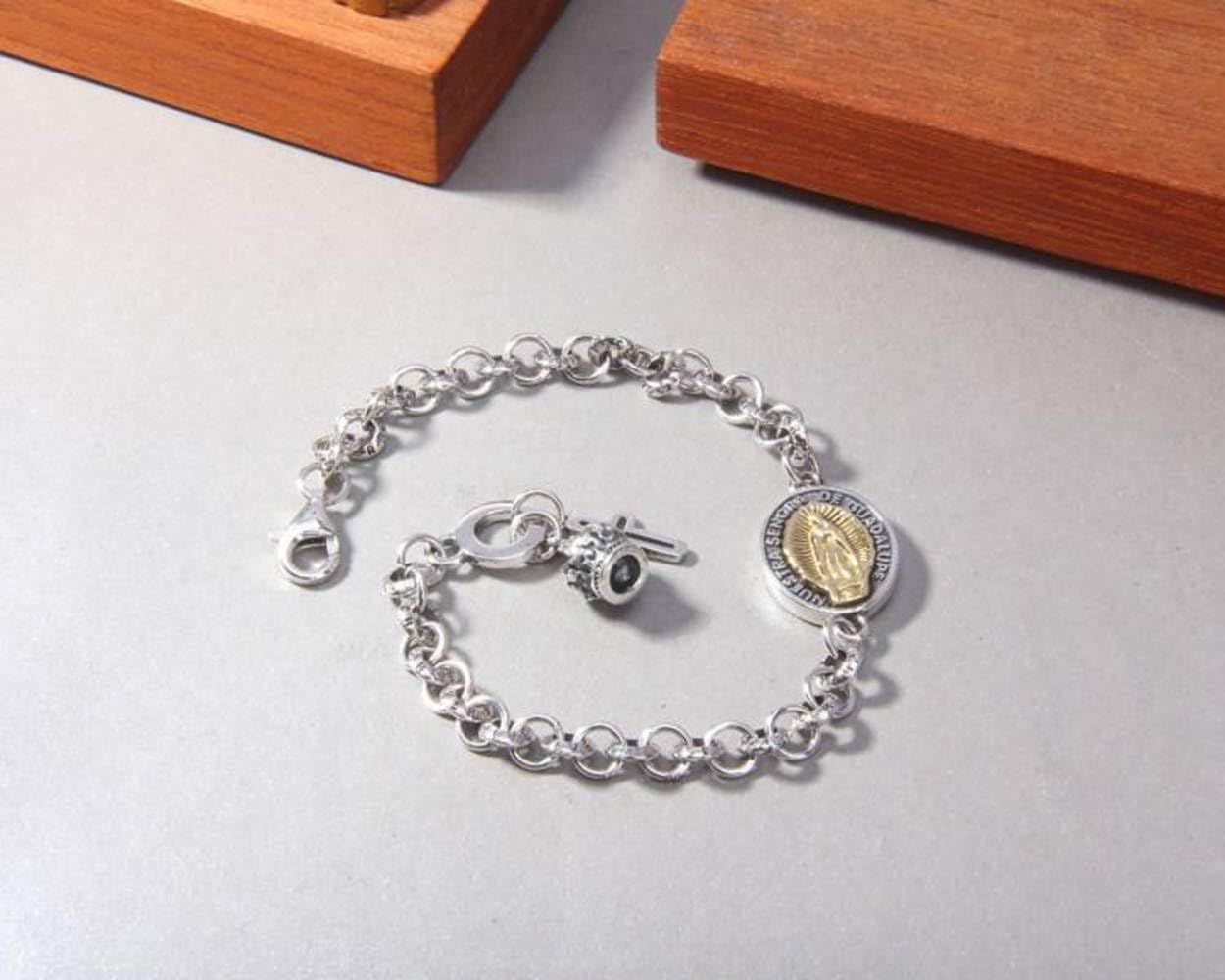 Bracciale S925 in Argento Sterling con Croce Iris e Corona Mary, Bracciale per Uomo e Donna, Gioielli Personalizzati con Carta di Moda