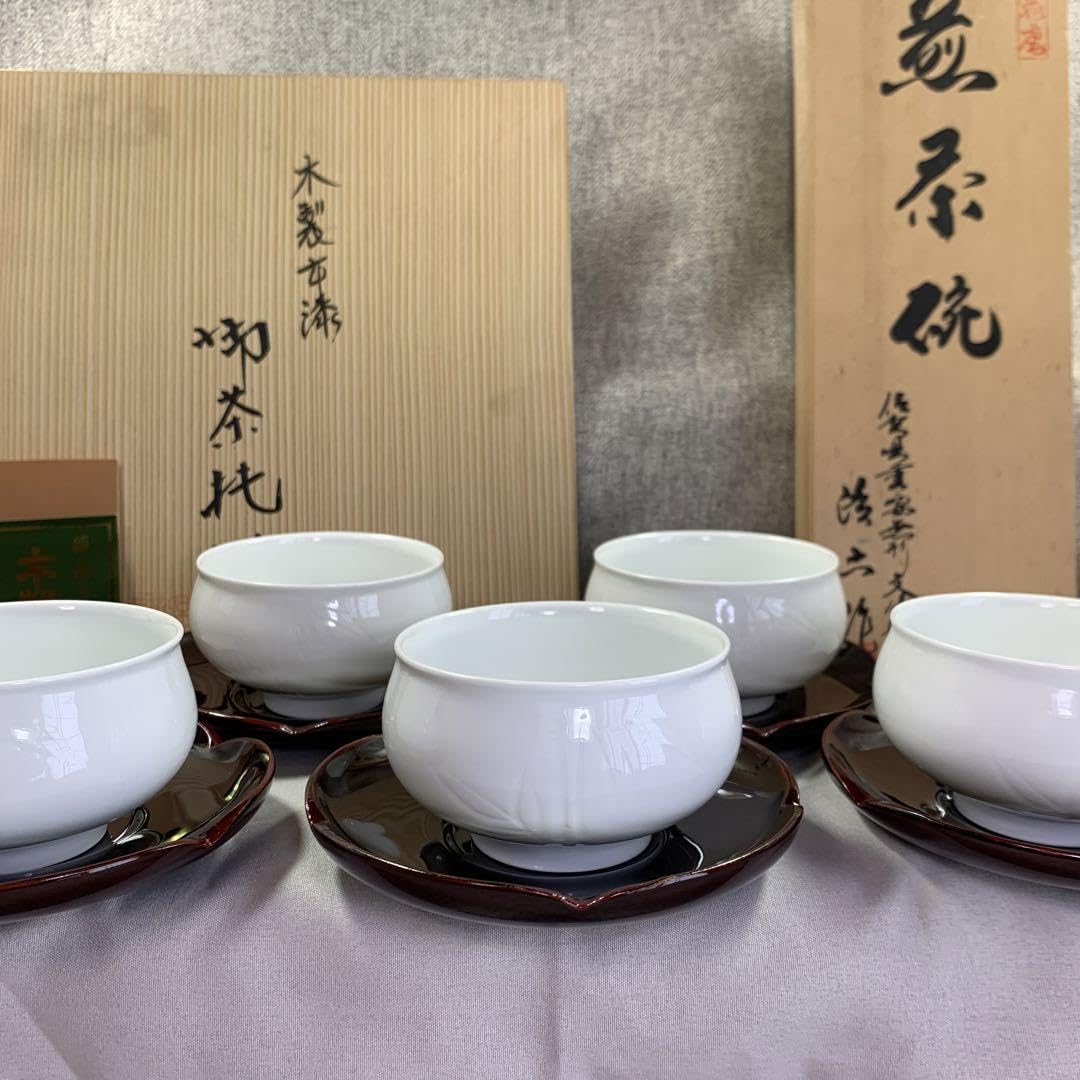 白磁竹彫煎茶碗高麗庵清六窯中村清六木箱付き