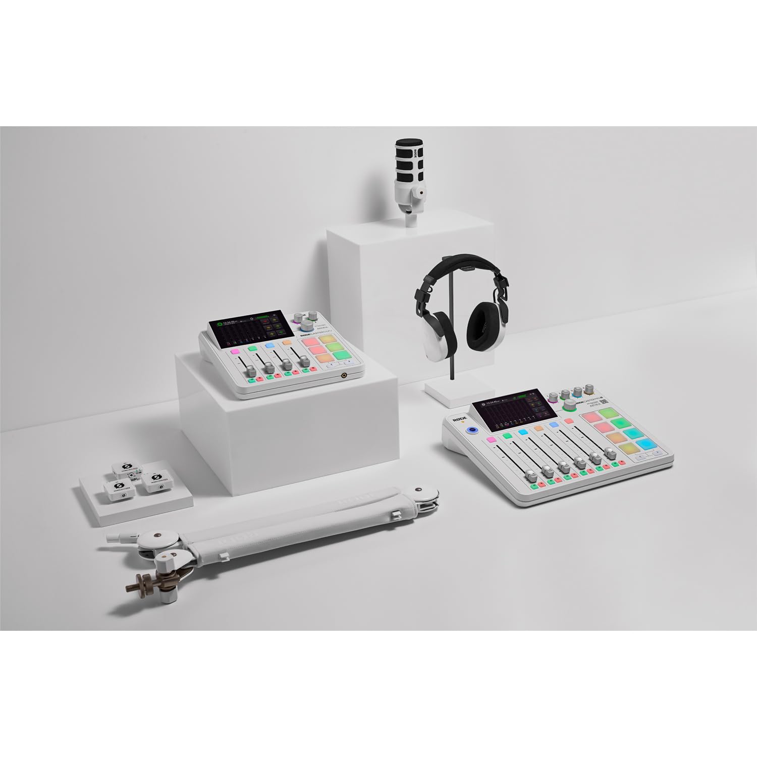 Rode Rodecaster Pro II Audio Production Studio Podcast Station Weiss + Rode Podmic Weiss Mikrofon + keepdrum XLR-Kabel