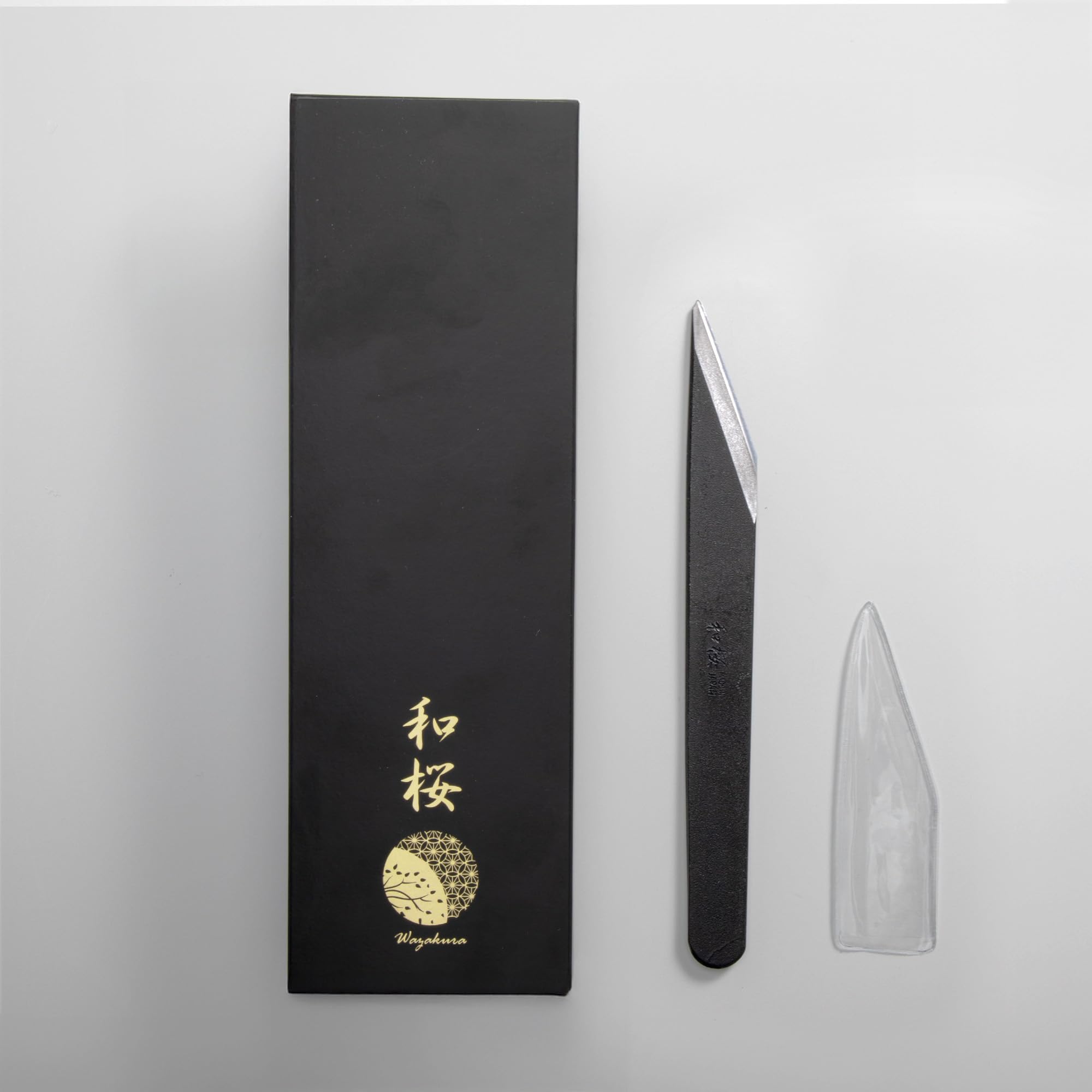 Wazakura Kiridashi - Coltello giapponese per incisione e lavorazione del legno per destrimani | Lama in acciaio al carbonio affilata come un rasoio forgiata a mano, Made in Japan (18mm)