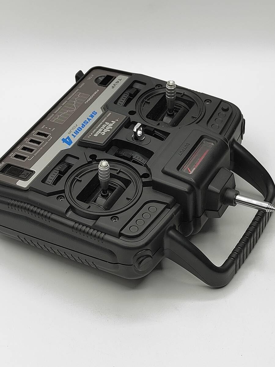 Amazon.co.jp: 送信機のみ Futaba SKYSPORT 4 スカイスポーツ ラジコン