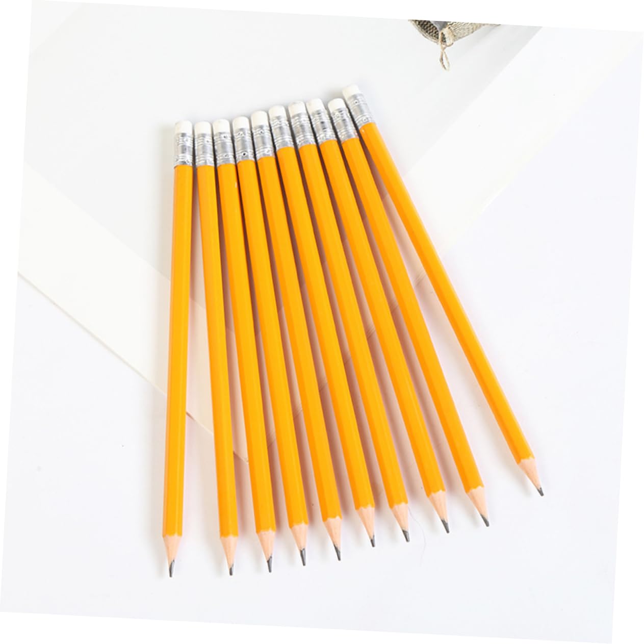 HOMSFOU 100pezzi Matite Legno da Adatte per Prendere Appunti Disegnare e Scrivere in Ufficio con Inclusa una Comoda per Cancellare
