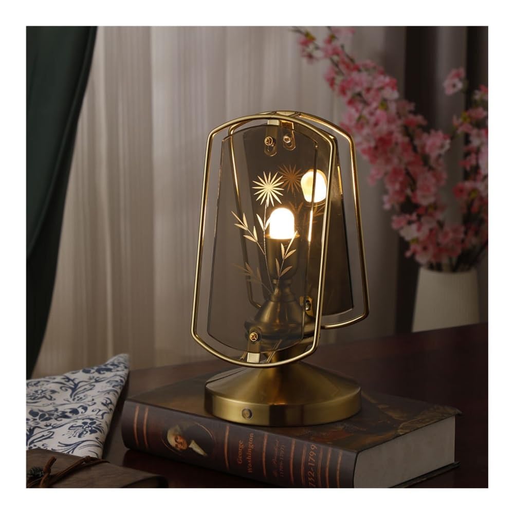 Lámpara de noche moderna para dormitorio, Lámpara de mesa francesa retro de vidrio tallado y hierro forjado, iluminación interior de bajo consumo con LED dorados. , para oficina, sala de estar, noche