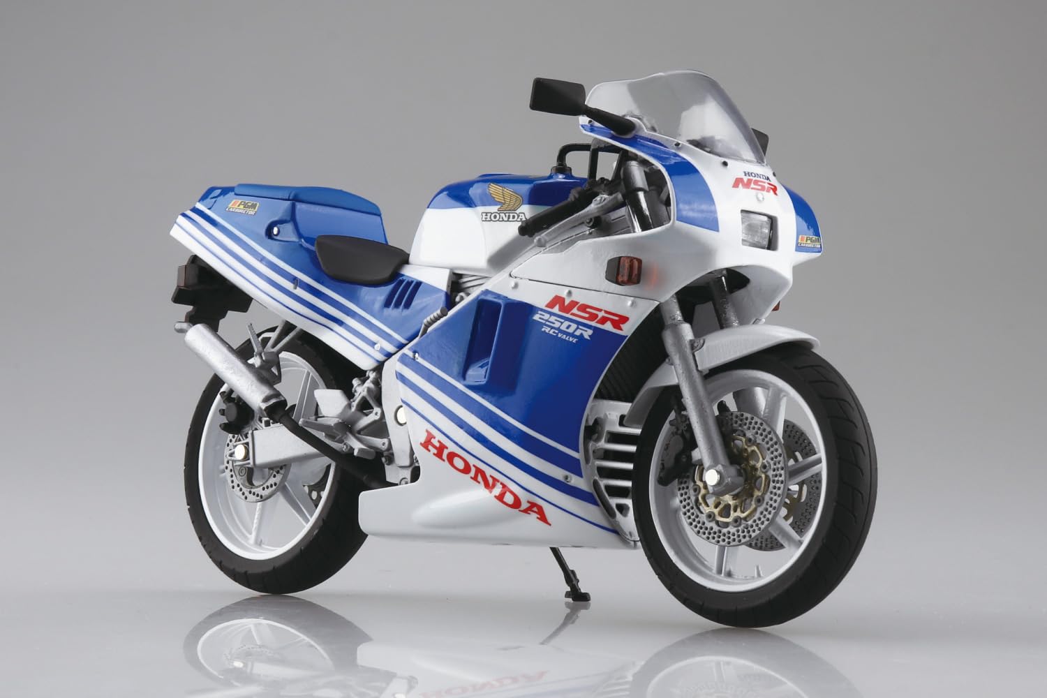 青島　ホンダ　NSR250R '88 ダイキャストモデル 3台セット 青島 ホンダ NSR250R '88 ダイキャストモデル 3台セット Amazon | 青島
