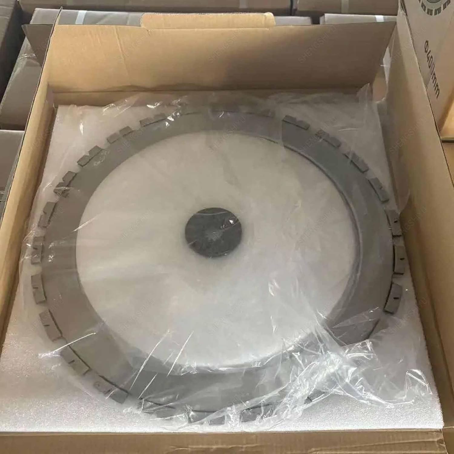 Ring Saw Concrete,4mm Thick Diamond Grit Teeth,Alternating Trapezoid + Flat Teeth,Electric Concrete Ring Saw for Tile,Concrete,Stone Cutting,Diameter 300mm