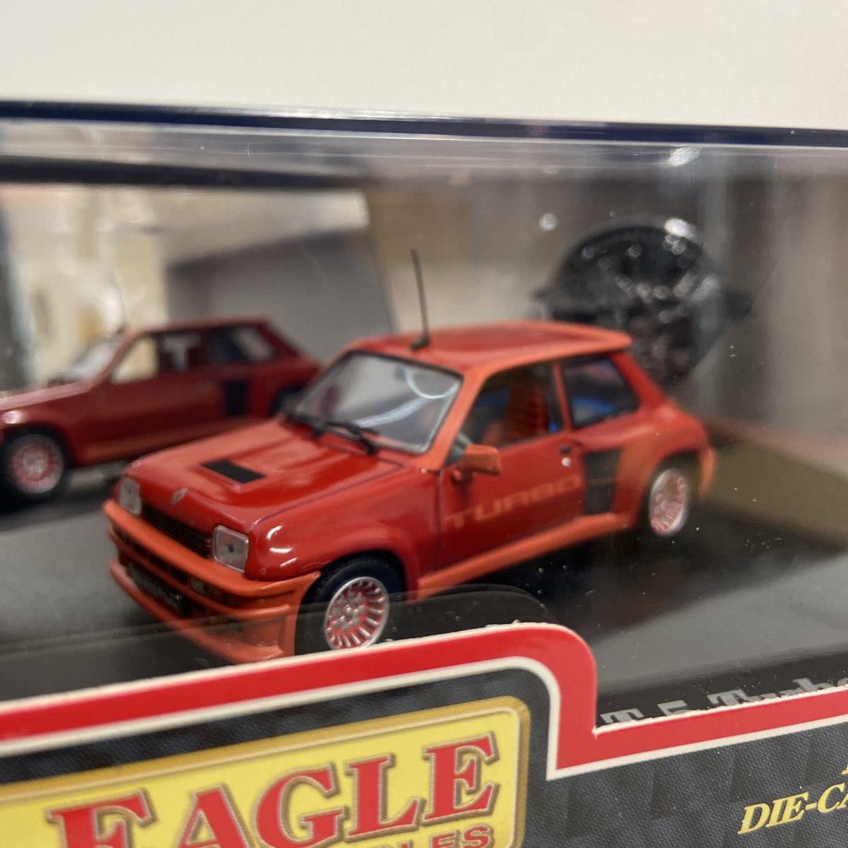 保管品 京商 ユニバーサルホビー 1：18 ルノー 5ターボ レッド 赤