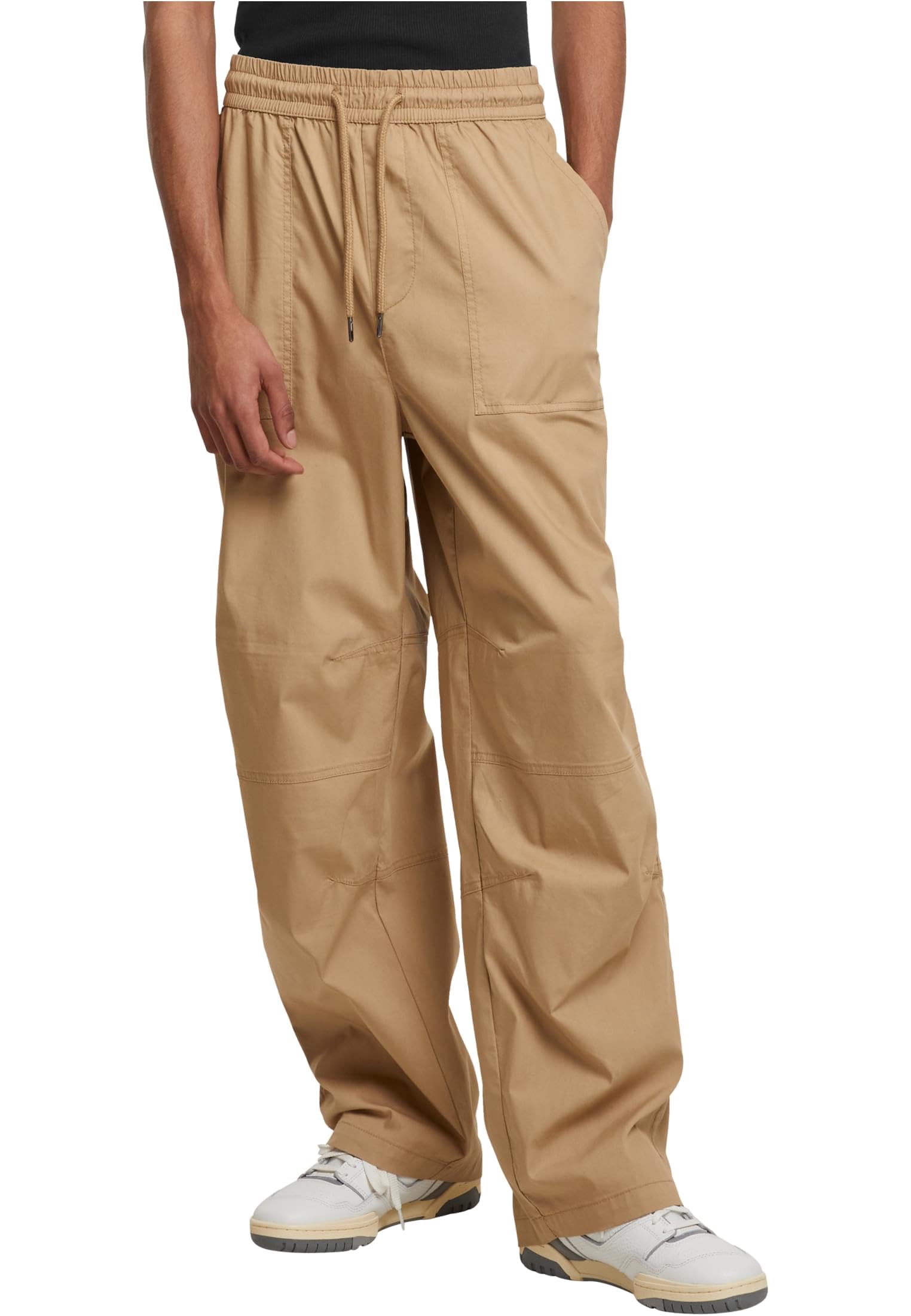Urban Classics Loose Fit Pants with Darts