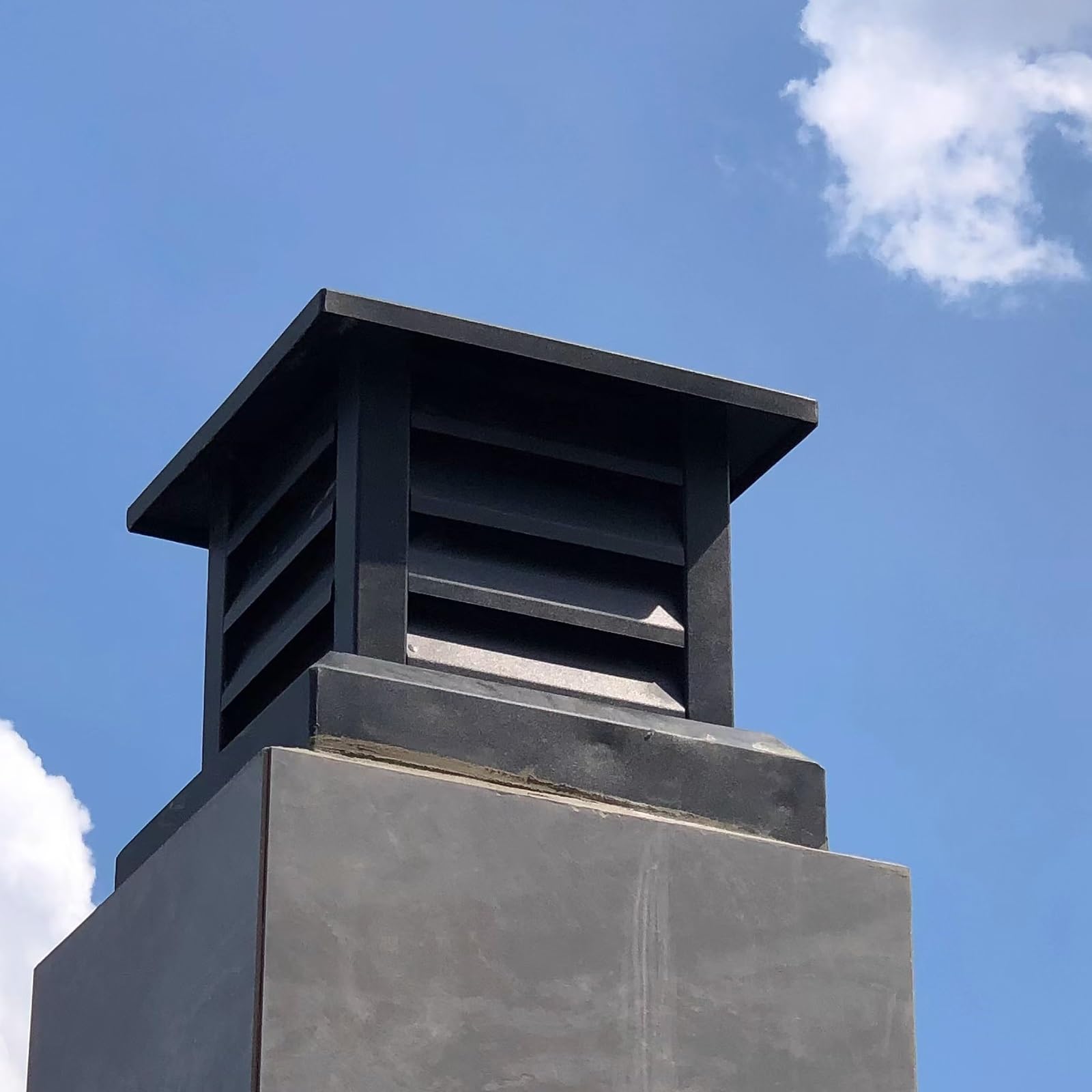 BHFLJSAQ Chimney Rain Caps,Aluminum Square Chimney Cap - Rainproof Fireplace Cover with Tapered Top & Louvers - Fits 10"/12"/14"/16" Chimney Flues (16"x16") - Durable & Weatherproof