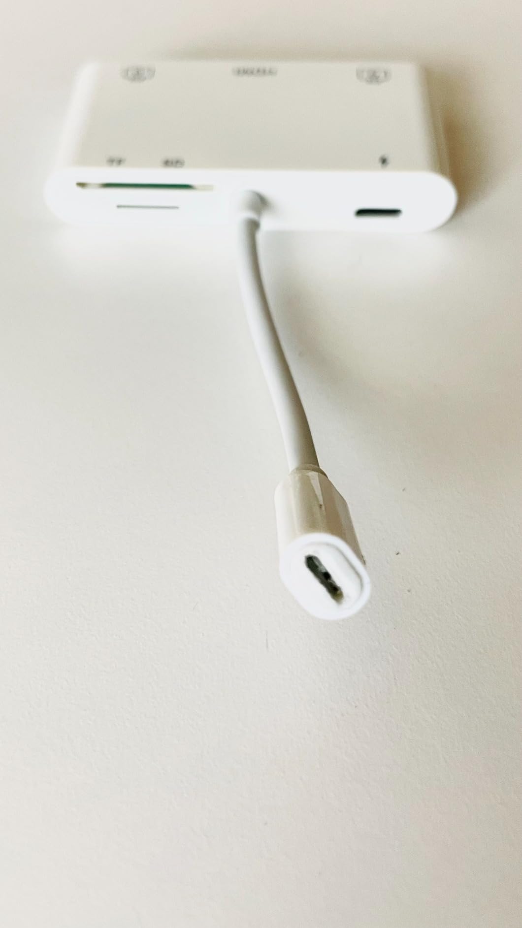 8/mo Finance Lightning Hub iPad Adapter, 6in1 Lightning to HDMI