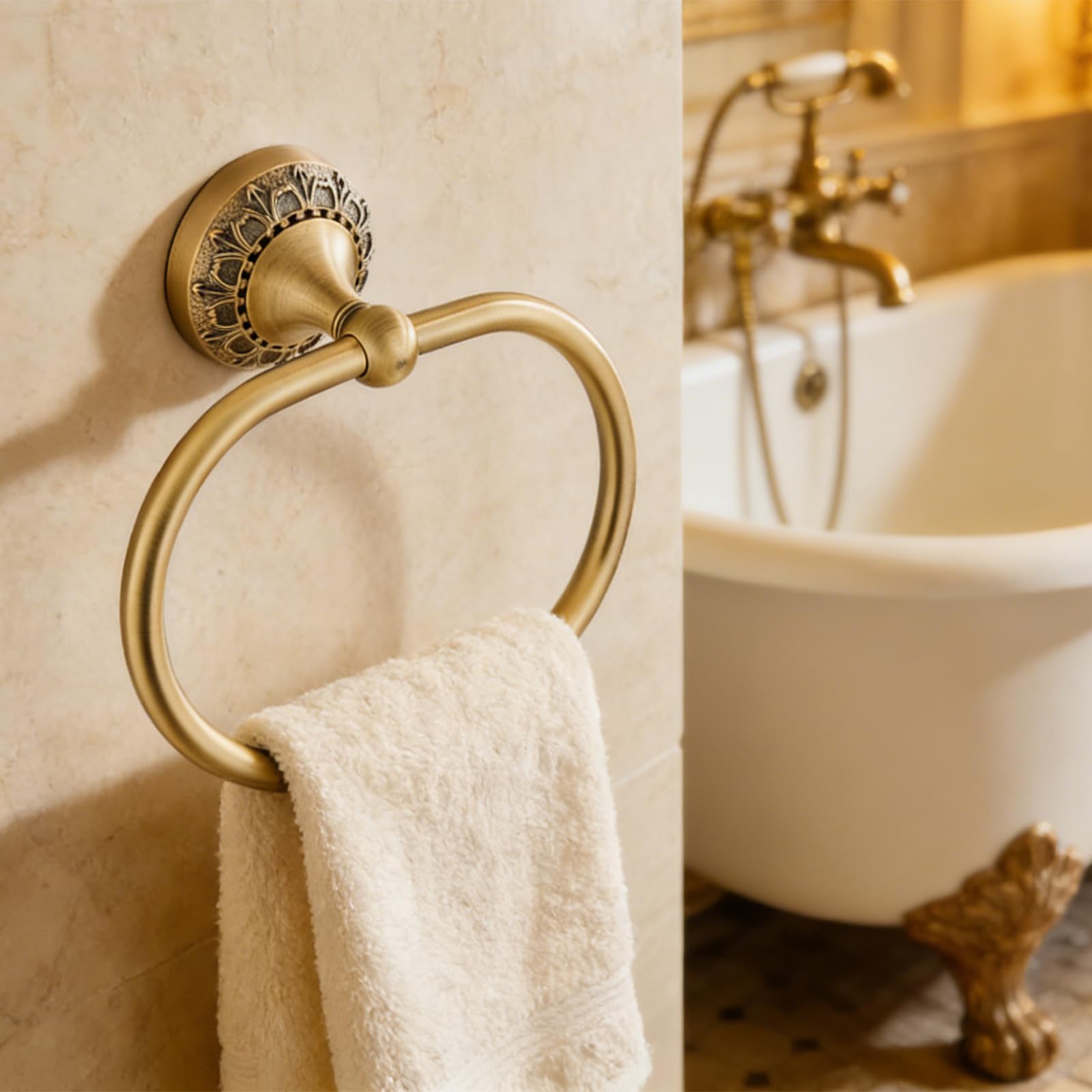 3er-Set Badezimmer Accessoires mit Antik-Gravur - Toilettenpapierhalter, Handtuchring & Doppelhaken - Langlebiges kratzfestes Metall Bad-Set für Bad & Gäste-WC - Klassisches Vintage Design