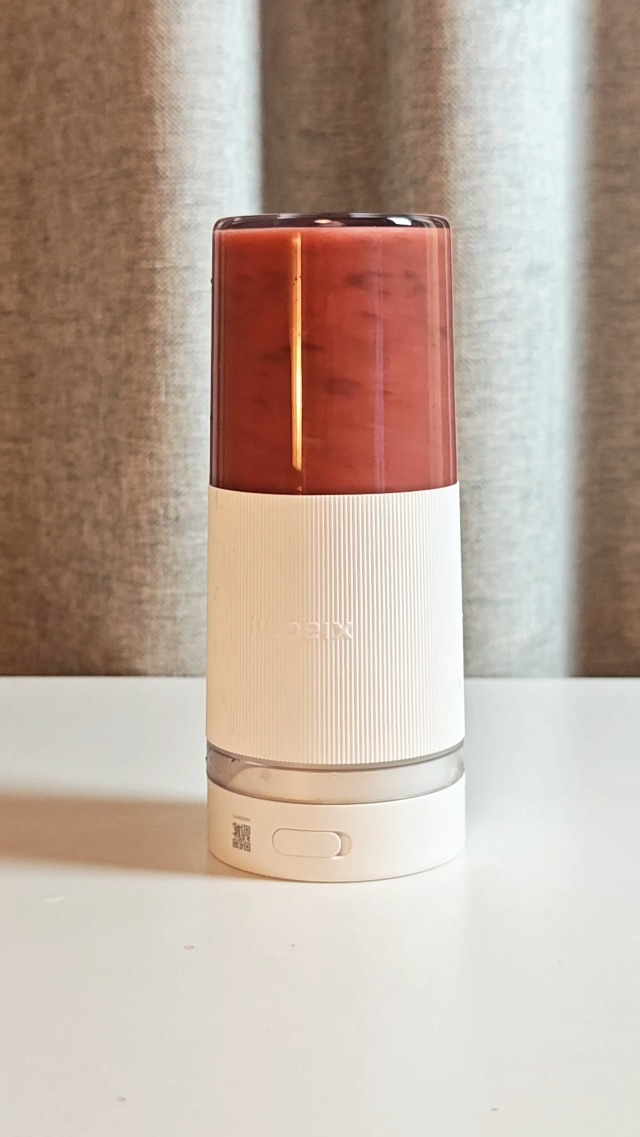 Amazon | シャオミXiaomi ポータブルブレンダー 氷粉砕 300mlの容量 40