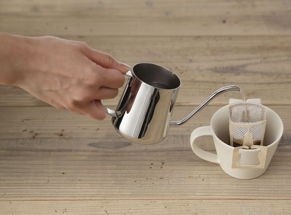 Amazon｜貝印 KAI ドリップポット 235ml コーヒー ケトル Kai House