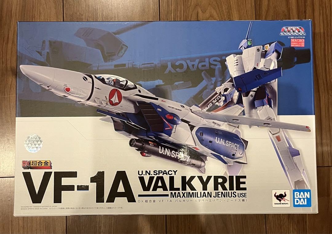 BANDAI -  DX超合金 VF-1A バルキリー（マクシミリアン・ジーナス機） 81+2kVV3OEL._UF350,350_QL80_.jpg