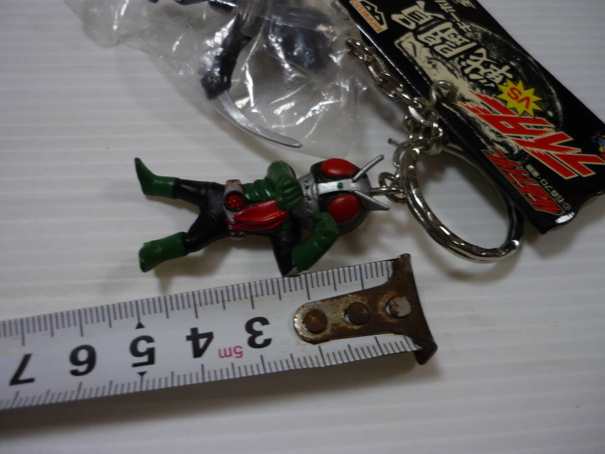 Amazon.co.jp: キーホルダー 旧2号 VS ショッカー戦闘員 ライダーVS