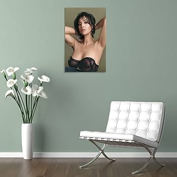Amazon.co.jp: Monica Bellucci Sexy Woman ウォールアート