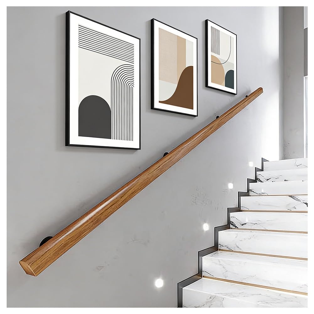 Main courante escalier intérieur bois pour sécuriser le loft familial