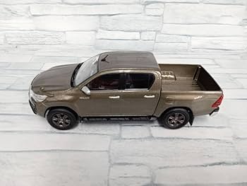 Amazon | カラーサンプル 1/30 ミニカー ハイラックス 6X1