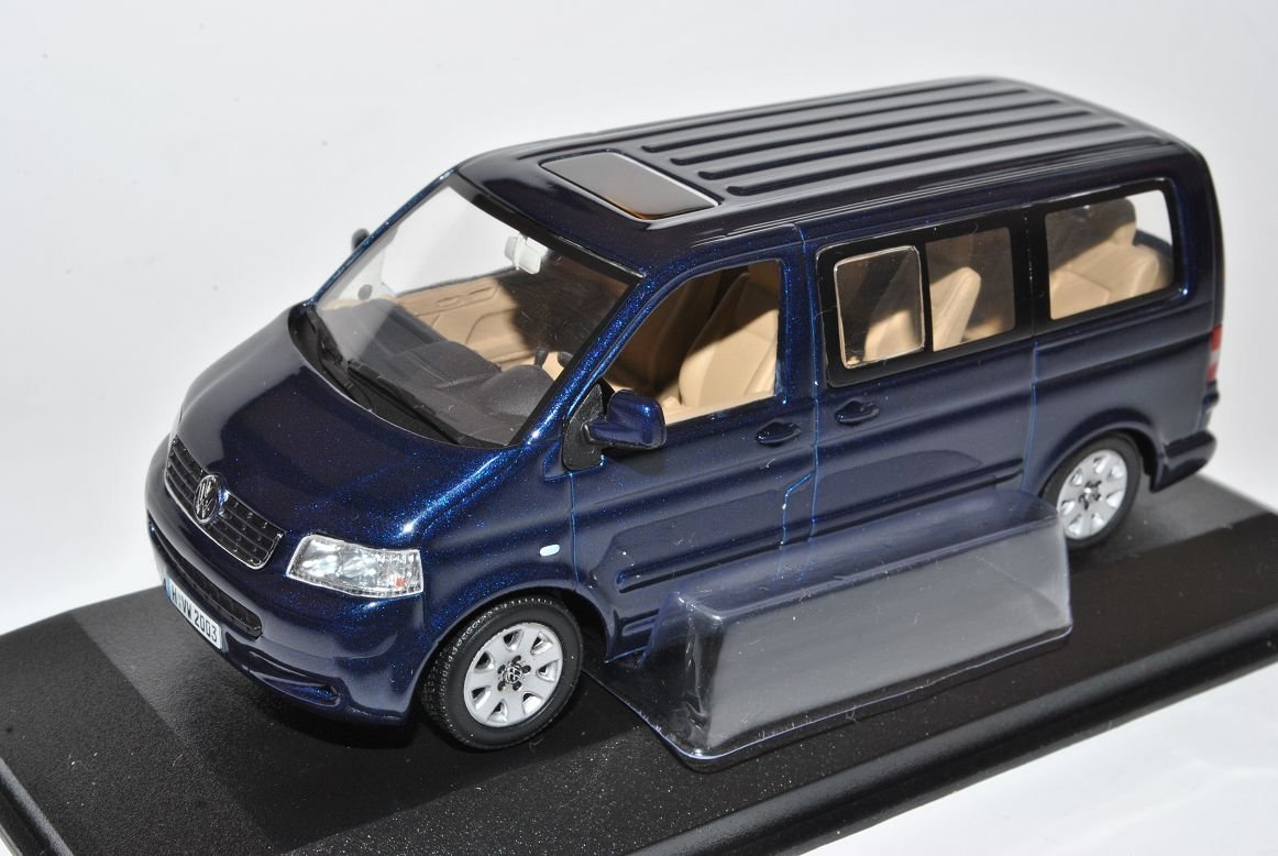 alles-meine.de GmbH Volkwagen T5 Personen Transporter Blau Vor Facelift 2003-2009 1/43 Minichamps Sonderangebot Modell Auto mit individiuellem Wunschkennzeichen