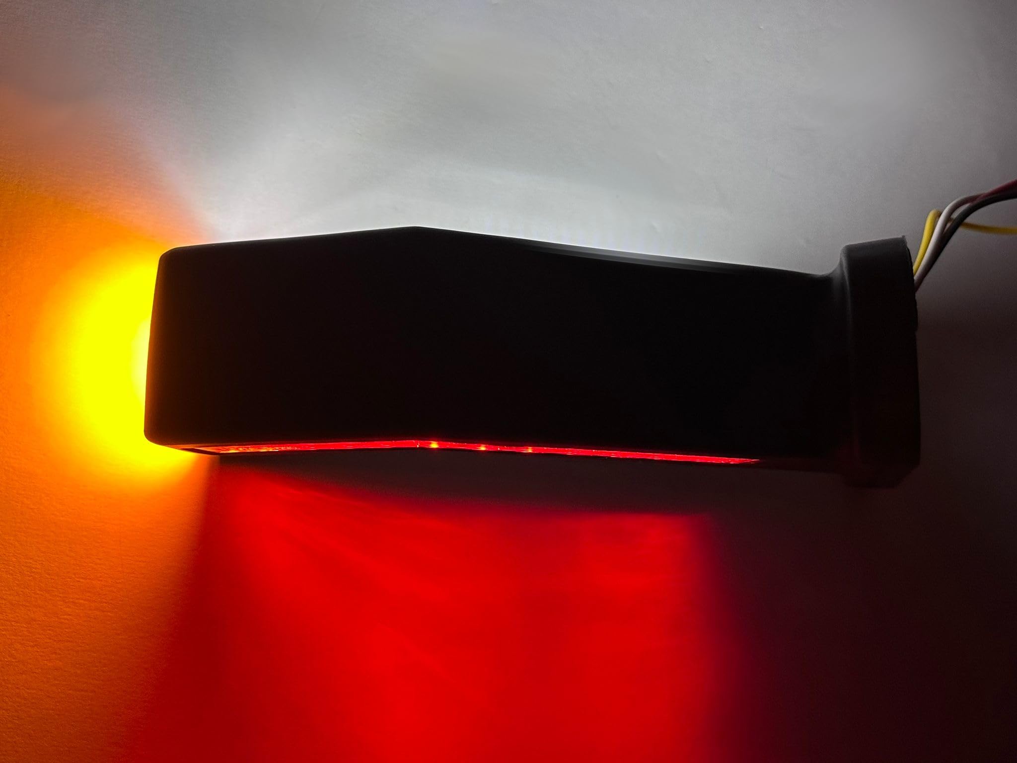 2x LED Umrissleuchte Positionsleuchte mit Dynamischer Blinker Laufblinker Bremsleuchte 12V 24V für Anhänger