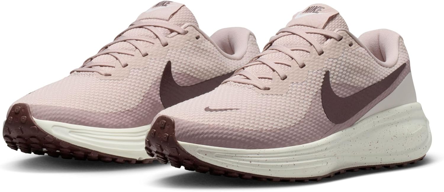 Nike Women's Revolution 8 Road Running Shoes