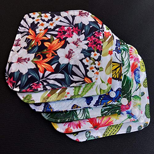 Image of 7pcs /Set Reusable Menstrual Pads Including 1pc Mini Wet Bag +6pcs Bamboo Charcoal Cloth Menstrual Incontinence Pads /Reusable Sanitary /Mama Panty Liners (All Randomly Prints) (Pack of 3)