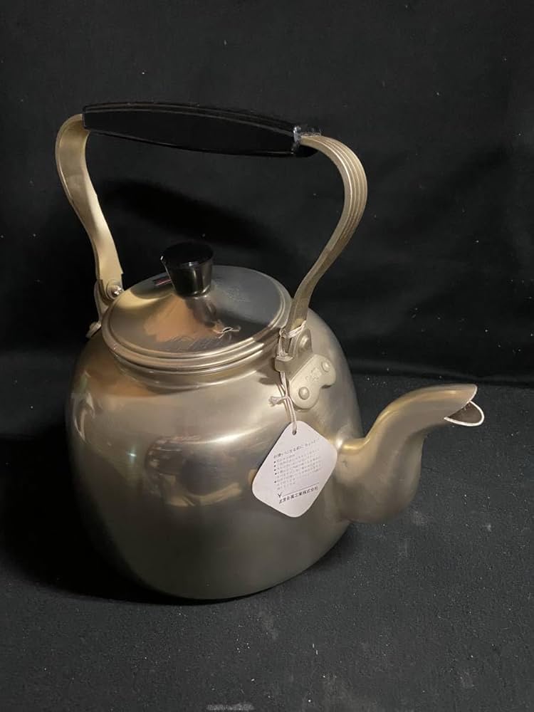 MATUTAKA印　昭和レトロ　やかん Amazon.co.jp: 日本アルミ ツルマル印 やかん 8L 昭和レトロ