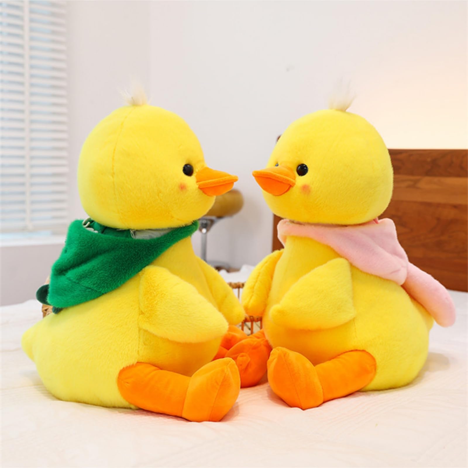Kuscheltier, Niedlich Cartoon Bär Dinosaurier Kaninchen Plüschtier mit Hut, Kuscheliges Stofftier zum Spielen & Beruhigen, Geschenk für Kinder & Erwachsene (40cm,Hase)